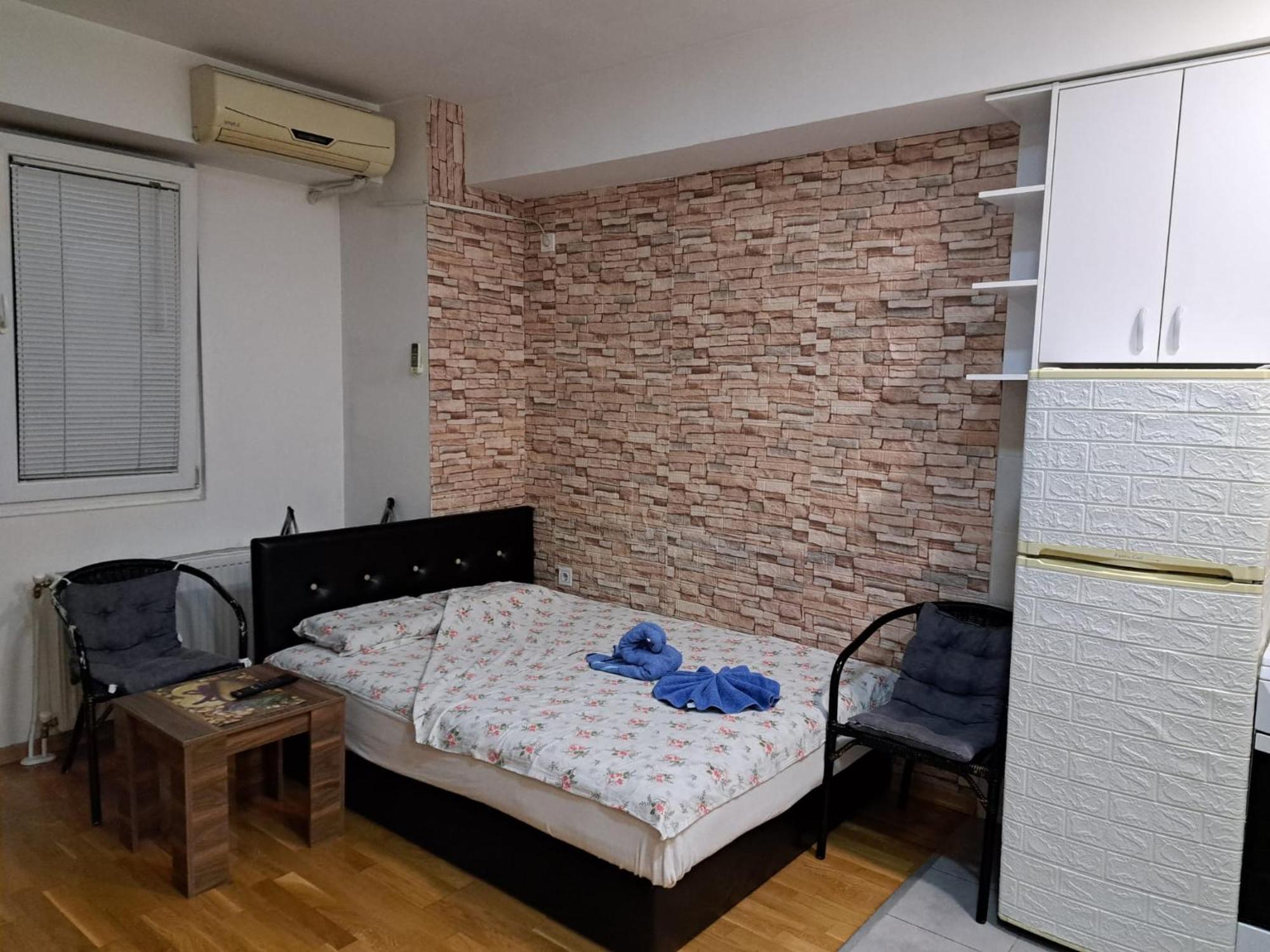 Wonderful Studio Apartment In Skopje Center Luaran gambar